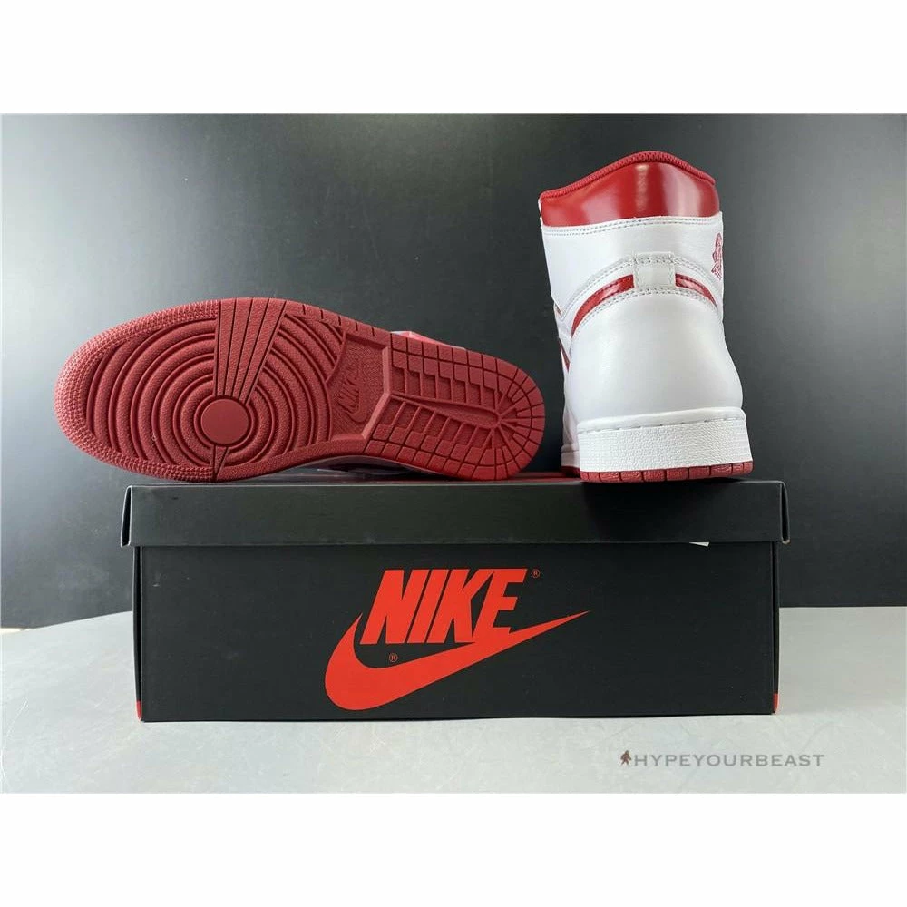 Air Jordan 1 Retro ‘Metallic Red’