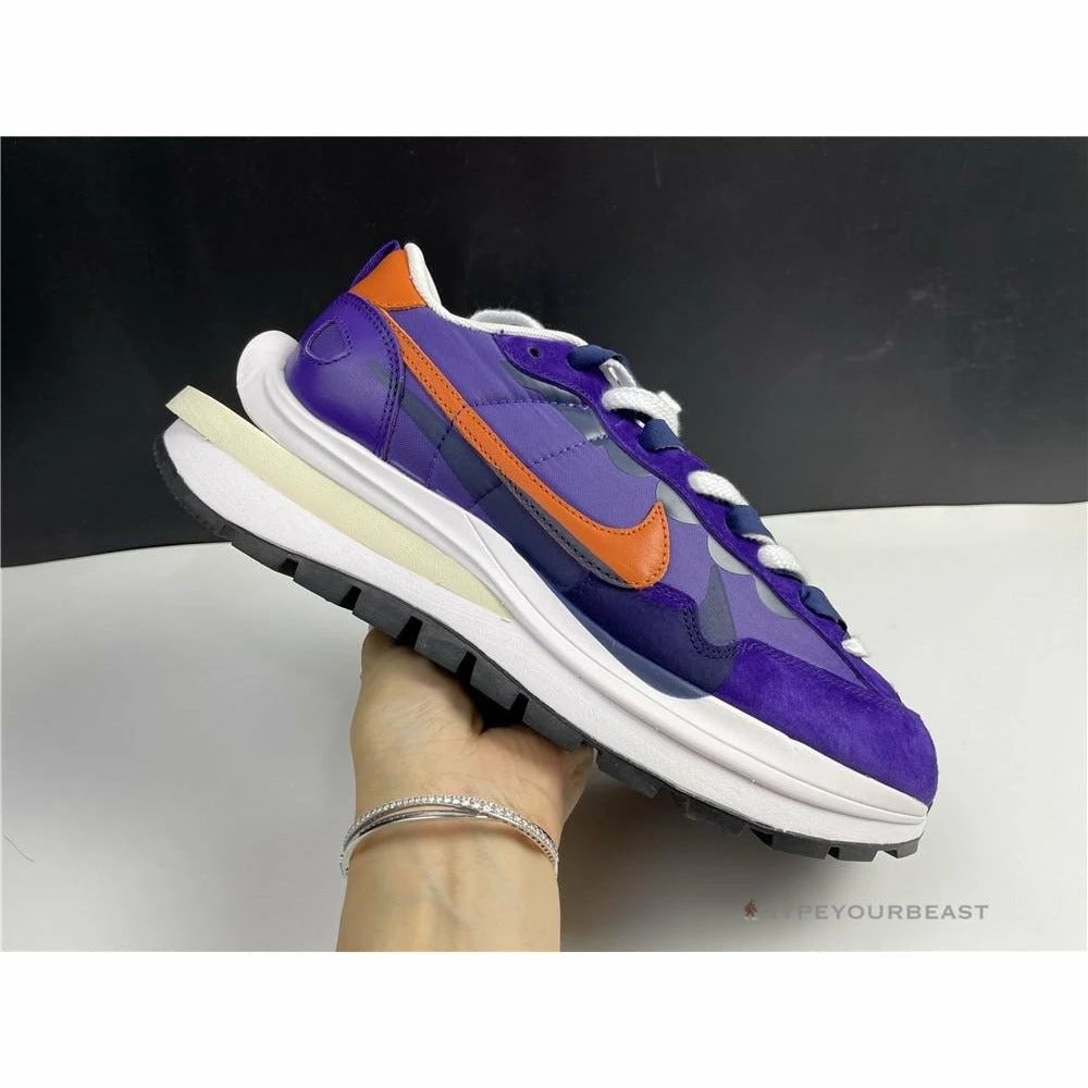 HypeYourBeast Nike Vaporwaffle Sacai Dark Iris