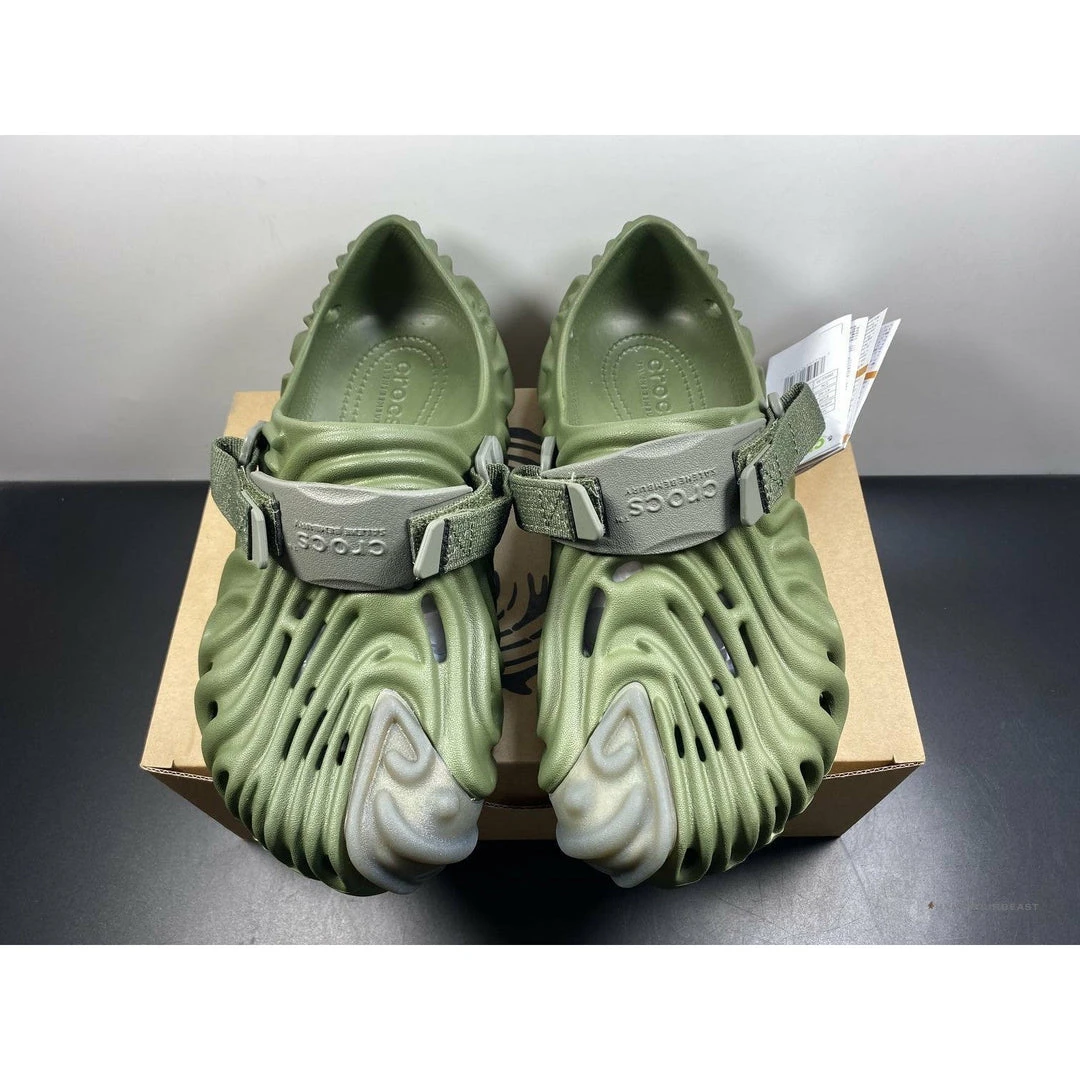 slides Cr*0*s pollex clog by salehe bembury menemsha cucumber