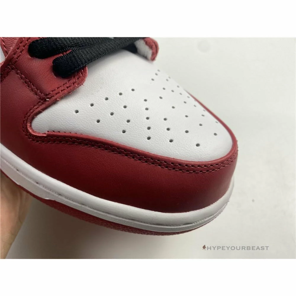 Nike SB Dunk Low Chicago