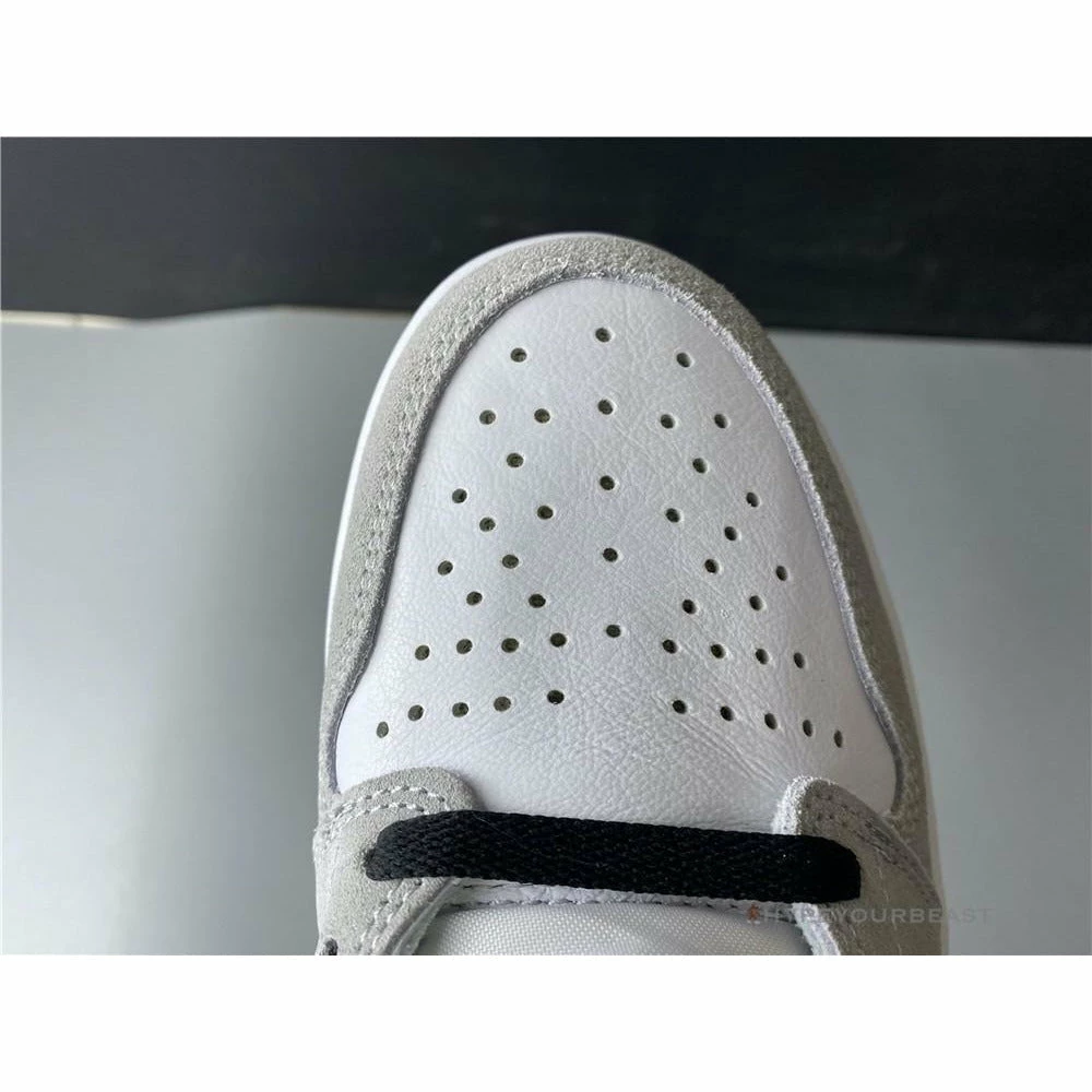 Air Jordan 1 High ‘Light Smoke Grey’