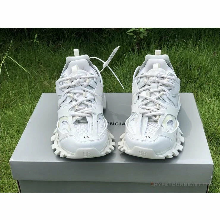Ba*len*cia*ga bcg track sneakers 3.0 white