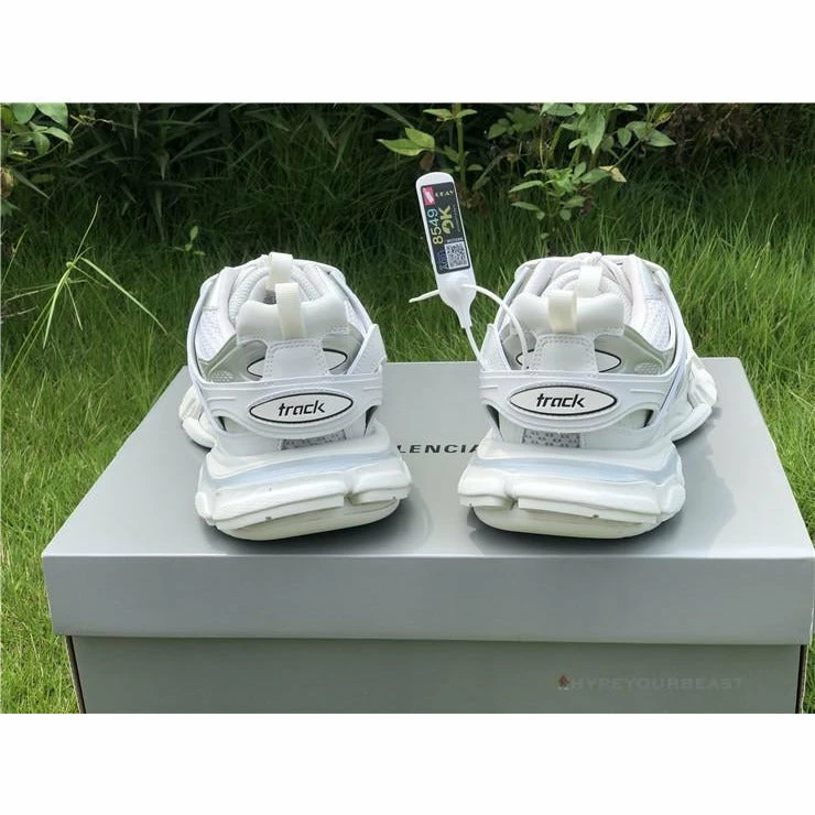 Ba*len*cia*ga bcg track sneakers 3.0 white
