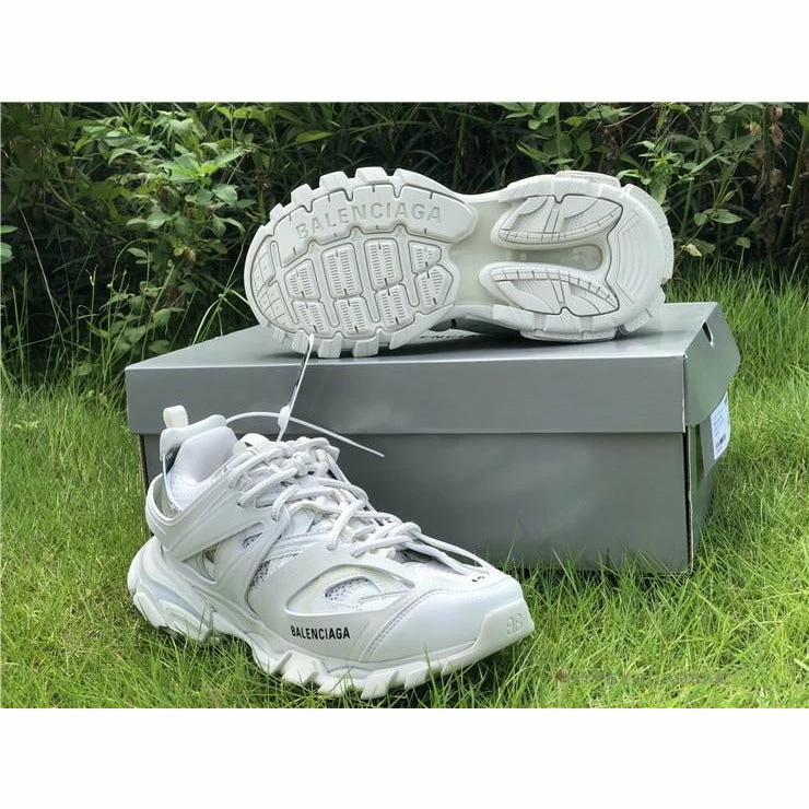 Ba*len*cia*ga bcg track sneakers 3.0 white